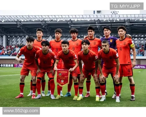 昆明足球新星崛起：从草根到职业的奋斗历程与未来前景